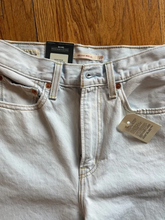 Levi's Ribcage Wide Leg High-Rise Jeans in Light  Wash 27x34 - Picture 6 of 7